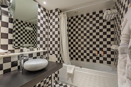 Grand Tonic Hotel Biarritz image 32